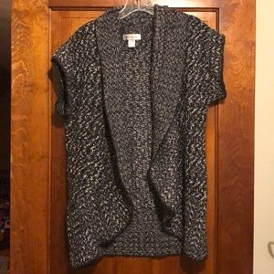 2 for $10 Item... Gray, Black, and white Duster